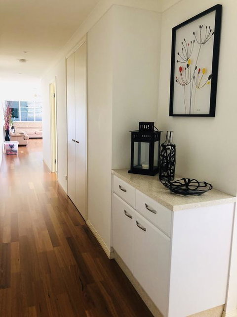 Amazing Apartment Ocean Views And Hot Tub On Balcony - Coolangatta - Tourism Caloundra 3