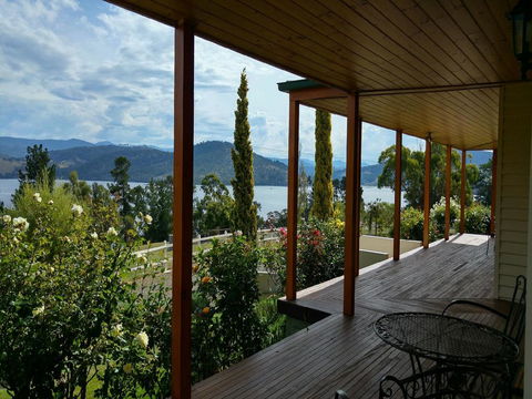 Ambience On Huon Bed & Breakfast - Tourism Caloundra 2