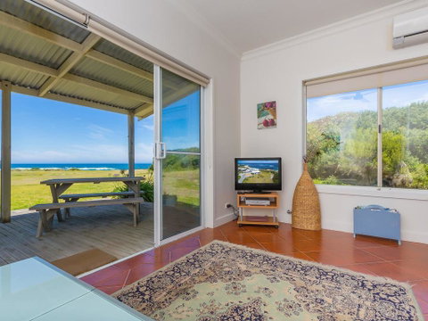 Amhurst - Tourism Caloundra 0