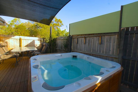 Anaheim Park Oasis By Getastay - Tourism Caloundra 1