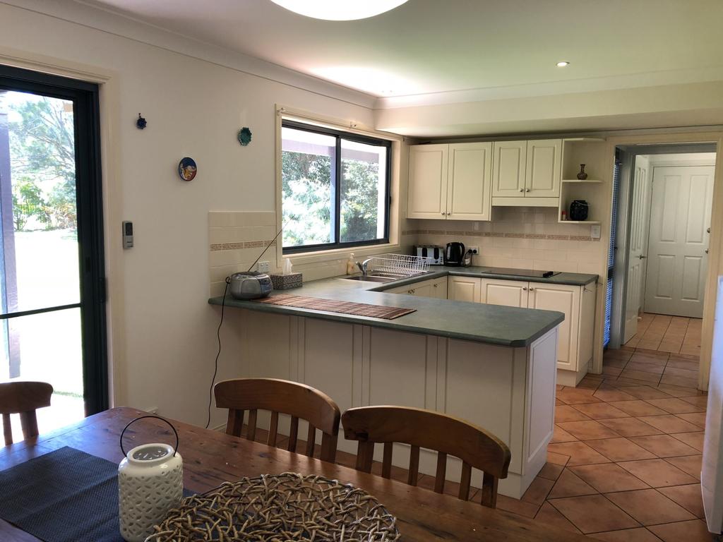 Gladstone ACT Tourism Caloundra