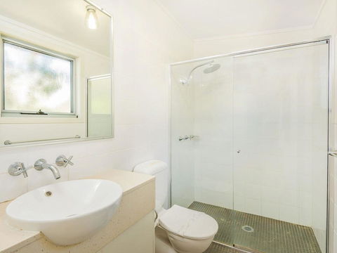 Angourie Blue 7- Stroll To Surfing Beaches. - Tourism Caloundra 1