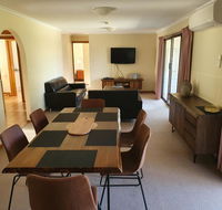 Annies Holiday Units - Tourism Caloundra