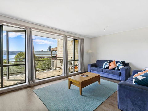 APARTMENT 29 PACIFIC APARTMENTS - Grand Escape With Ocean Views - Tourism Caloundra 2