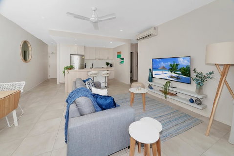 Apartment Close To The City Life On Lake 3 - Tourism Caloundra 0