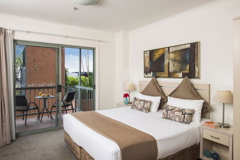 Apartments @ 243 Pyrmont - Tourism Caloundra 2