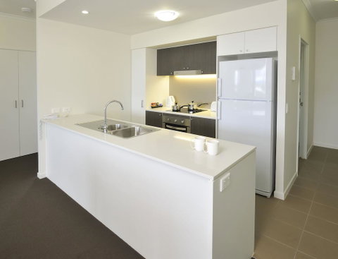 Apartments G60 Gladstone - Tourism Caloundra 3