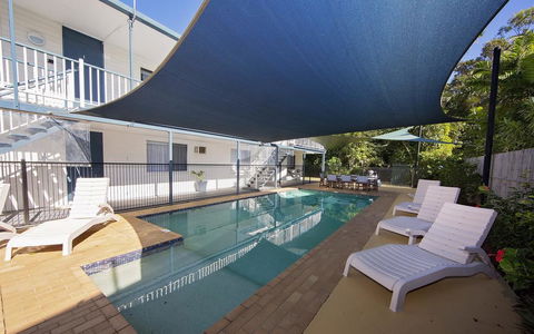 Apollo Jewel Beachfront Apartments - Tourism Caloundra 3