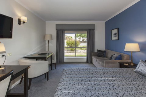 Ararat Motor Inn - Tourism Caloundra 1