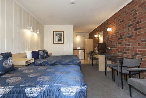 Ararat Motor Inn - Tourism Caloundra 3