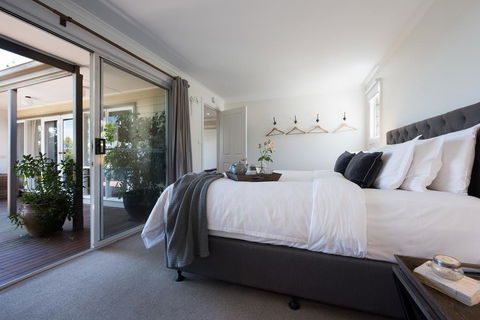 Argus Hill Cottage - Tourism Caloundra 2