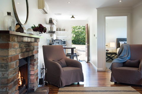 Argus Hill Cottage - Tourism Caloundra 3