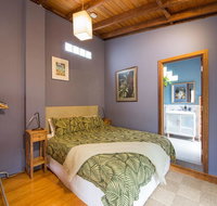 Art  Garden Retreat - Tourism Caloundra