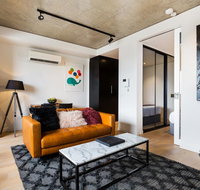 Artsy Apartment CBD City Views and Balcony - Tourism Caloundra