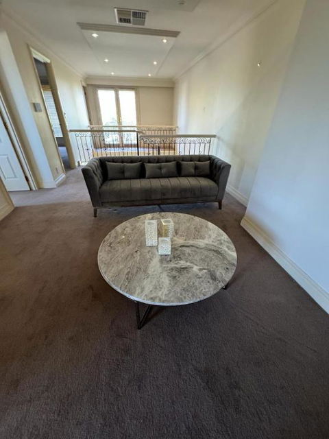 Luxurious Townhouse Retreat In Prestigious Brighton - Tourism Caloundra 2