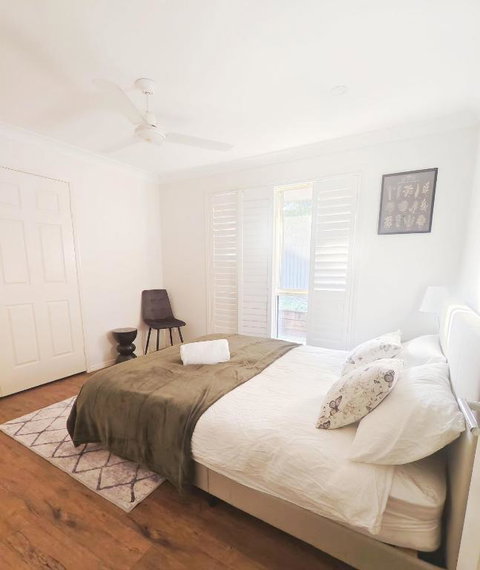Luxury 3 BR House Near EMP - Tourism Caloundra 0