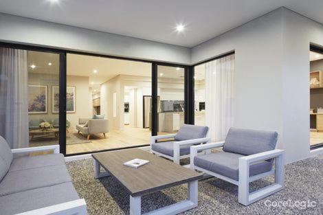 Luxury Bedrooms In A Resort Style Home - Tourism Caloundra 2