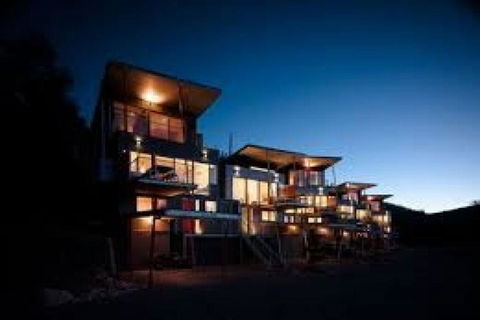 Luxury Scandinavian Townhouse - Tourism Caloundra 0
