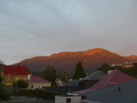 Macquarie Street Stable - Tourism Caloundra 1