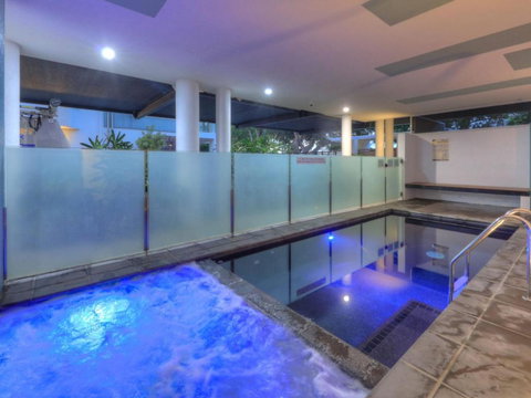 Maggies Beachfront Apartment 3 - Tourism Caloundra 1
