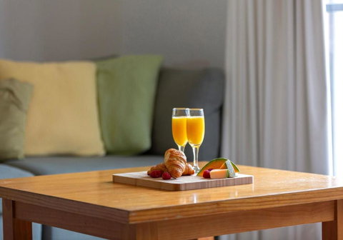 Magic On Manning - Tourism Caloundra 2