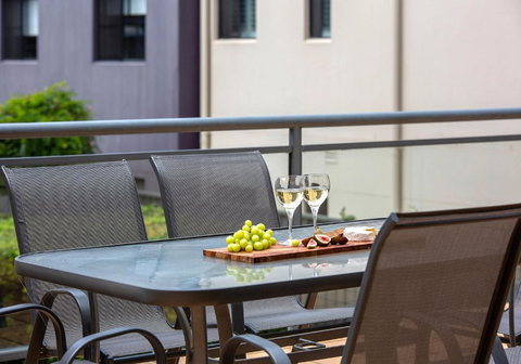 Magic On Manning - Tourism Caloundra 3