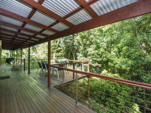 Magnetic Effect - Tourism Caloundra 2