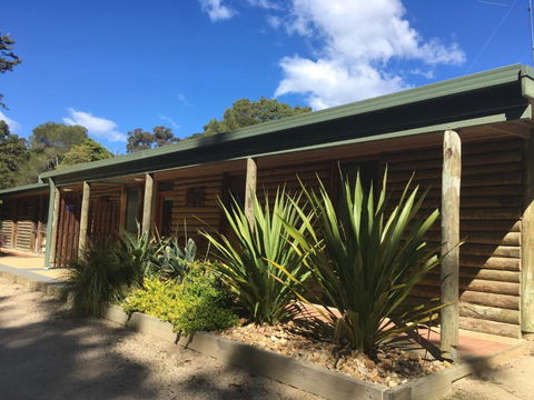 Mallacoota Log Cabins - Tourism Caloundra 0