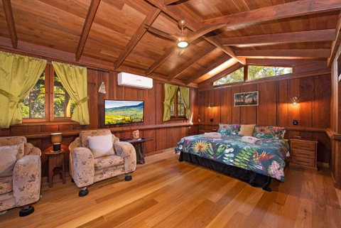 MANGO LODGE River Heads - Tourism Caloundra 1