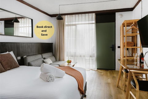 M Hotel - Tourism Caloundra 0