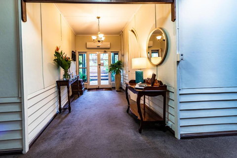 Margaret River Guest House - Tourism Caloundra 3