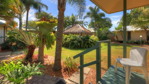 Maroochy River Bungalows - Tourism Caloundra 0