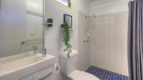 Maroochy River Bungalows - Tourism Caloundra 3