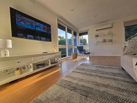 Meadow View Cottage - Tourism Caloundra 3