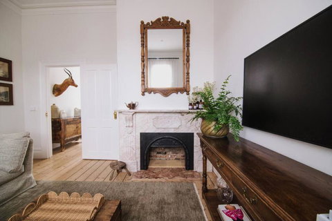 Merchant On Malop - Luxe City Escape - Tourism Caloundra 2