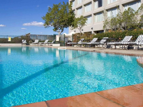Mercure Sydney Parramatta - Tourism Caloundra 0