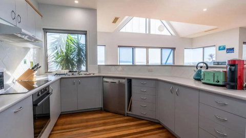 Mermaids Hideout - Tourism Caloundra 2