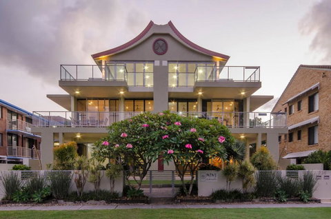 Ming Apartments - Holiday Management - Tourism Caloundra 0