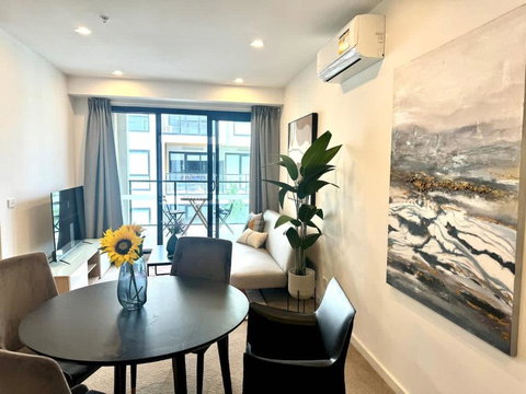 Modern 2BR Apt In Clayton Free Parking - Tourism Caloundra 1