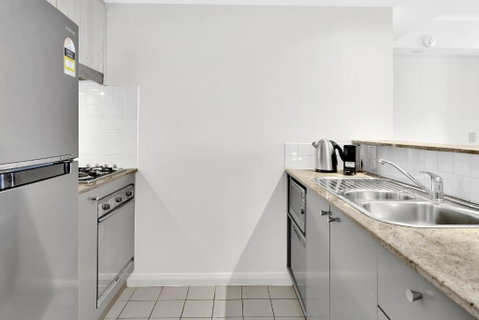 Modern Spacious Chatswood Apartment H1016 - Tourism Caloundra 3
