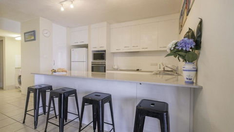 Monterey Lodge Unit 16 27 Warne Terrace Kings Beach - Tourism Caloundra 3
