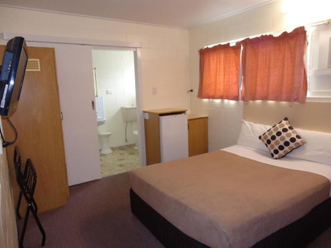 Moondarra Motel - Tourism Caloundra 1