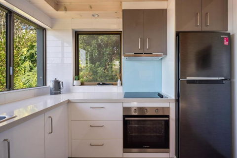 Moffat Beach Surf Retreat - Tourism Caloundra 3