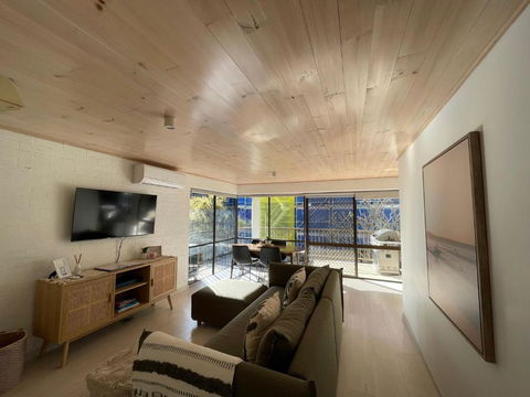 Moffat Beach Surf Retreat - Tourism Caloundra 2