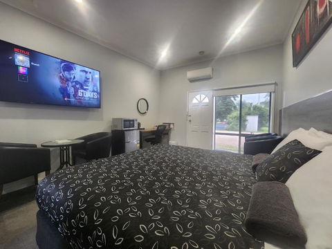 Motel24Seven And Apartments - Tourism Caloundra 1