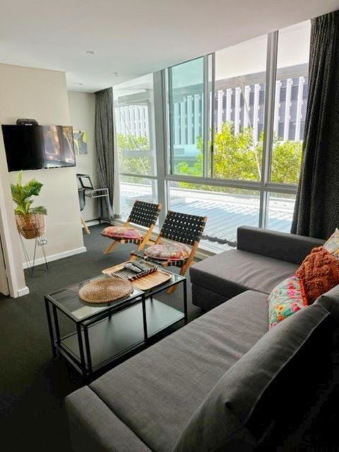 NEW Exquistely Furnished 2 Bedroom Apartment - Tourism Caloundra 1