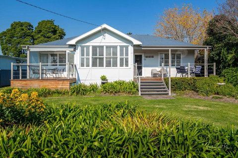 Moruya Holiday House - Tourism Caloundra 3