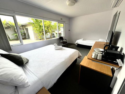 Mount Beauty Motor Inn - Tourism Caloundra 0
