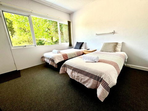 Mount Beauty Motor Inn - Tourism Caloundra 2