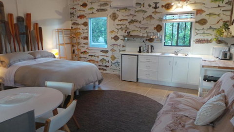 MrandMrs Fish Cabins - Tourism Caloundra 0